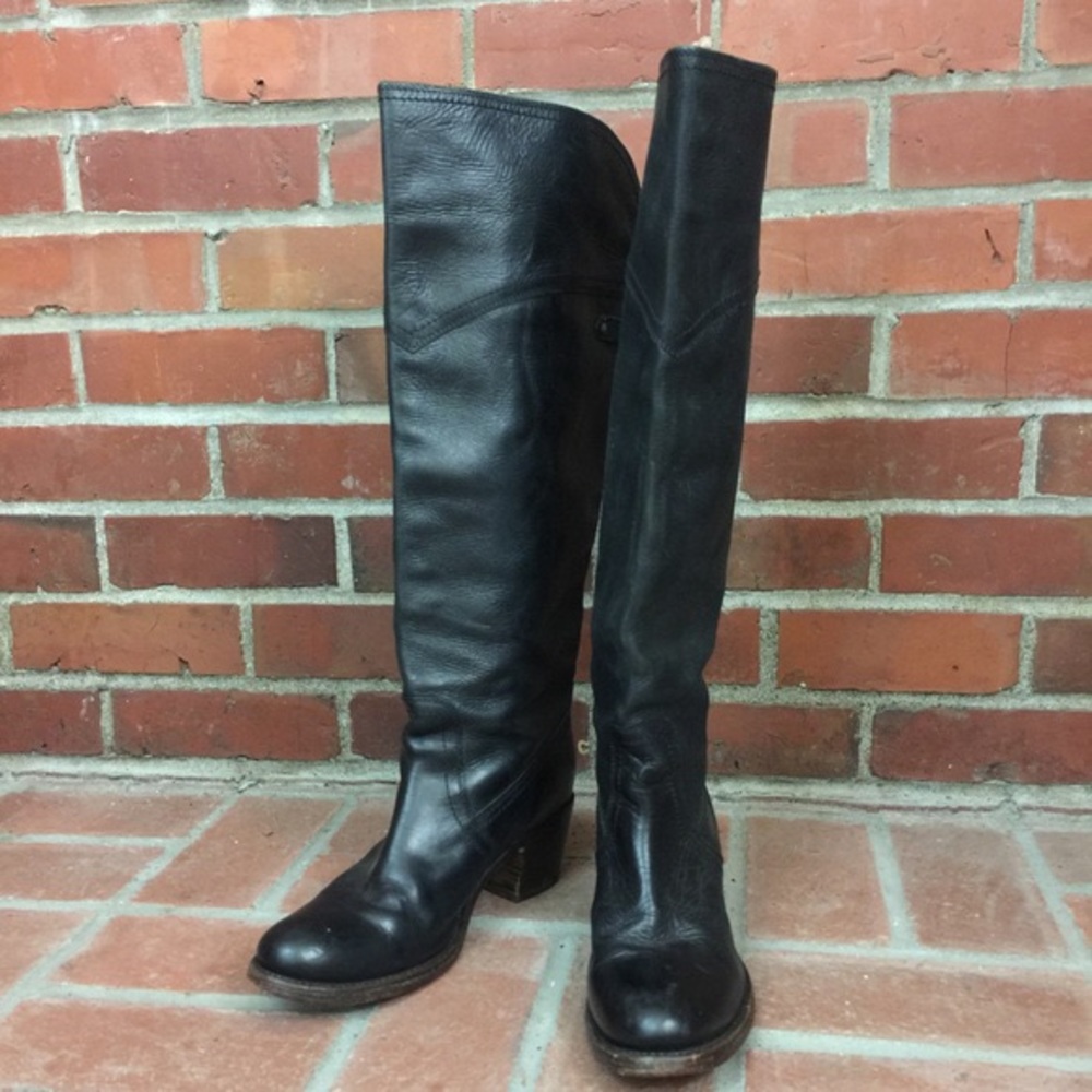 Gorgeous knee high Frye boots.